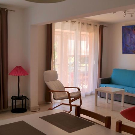 Appartement 60M2 - 2 Chambres A Une Minute Des Plages, Parking Prive Соссе-ле-Пен Экстерьер фото
